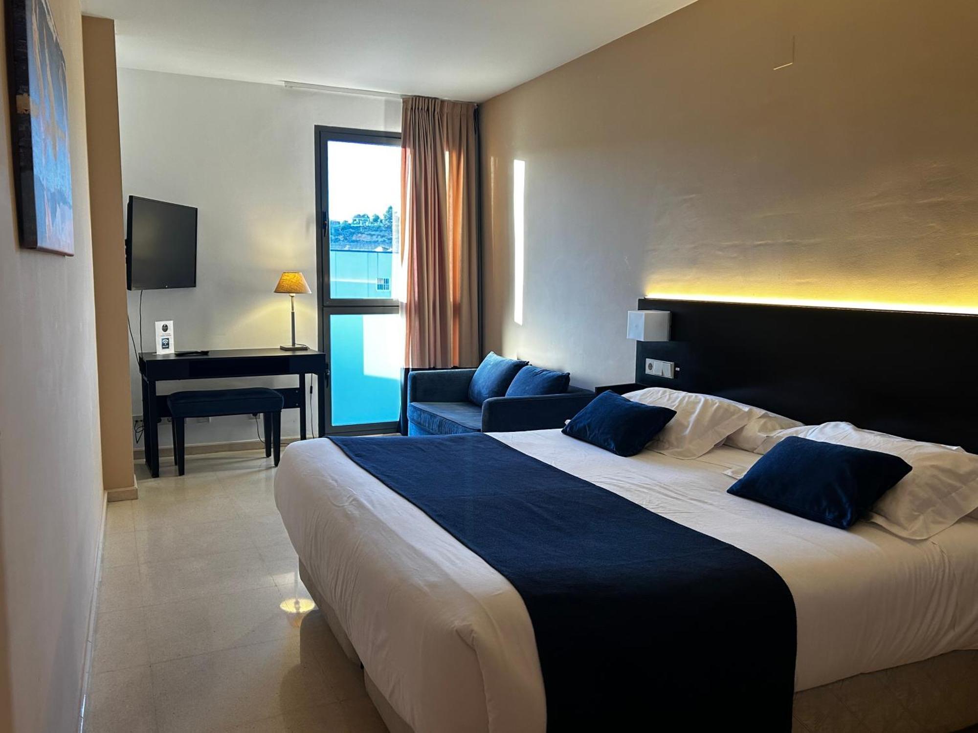 Hotel Ignacio - Palomargroup Chiva Eksteriør billede